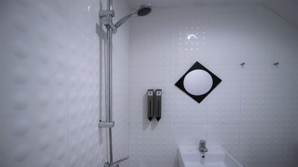 Lavender Hotel Single Room no window bathroom 2