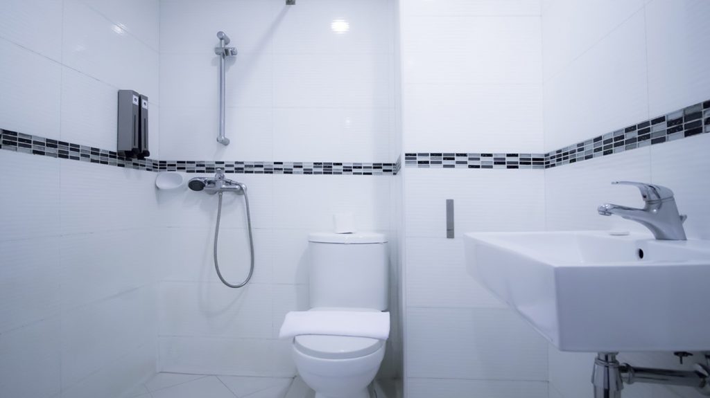 Lavender Hotel bathroom